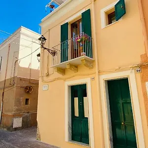 Antica Casa Tabarkina Casa vacanze Carloforte (Isola di San Pietro)